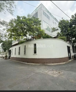 Sở Hữu Căn Villa 2 Mặt Tiền Với DT 7,8*15m. 5 Tầng Bề Thế. Chỉ 19,9 Tỷ