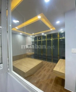 Chính chủ bán nhà mặt tiền Đường số 4, p10, Tân Bình, vị trí siêu đẹp!