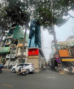 Căn góc hai MT đường Cao Thắng, P.5, Quận 3