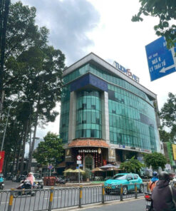 BÁN TÒA NHÀ MẶT TIỀN Q1 SẦM UẤT