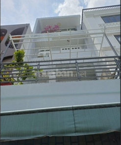 Chính chủ cần bán nhà 3 tầng, DT 4 x 10,5, 3pn,3wc,