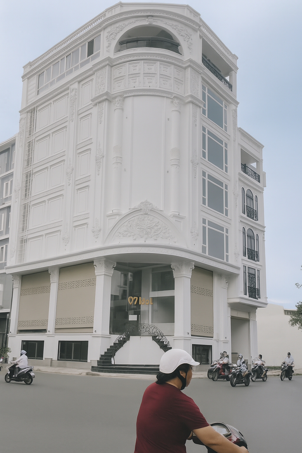 CHÍNH CHỦ BÁN TÒA NHÀ LỚN — VỊ TRÍ ĐẸP QUẬN 7 — PHÙ HỢP KINH DOANH, LÀM VĂN PHÒNG, KHAI THÁC CHO THUÊ
