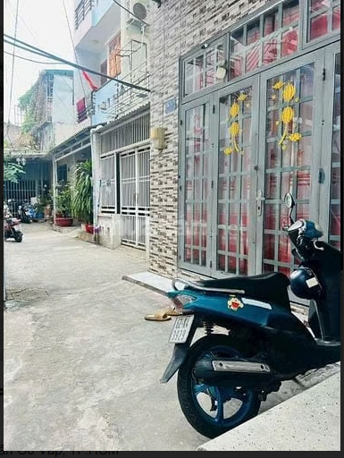 CHÍNH CHỦ BÁN NHÀ CẤP 4 — VỊ TRÍ ĐẸP, TIỆN XÂY MỚI — QUẬN GÒ VẤP